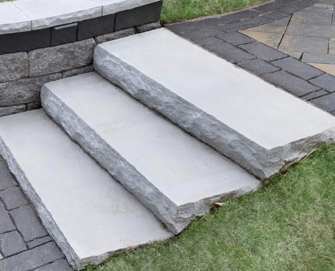 Canyon Grey Steps – Natural Stone | Columbus Ohio - Mr. Mulch